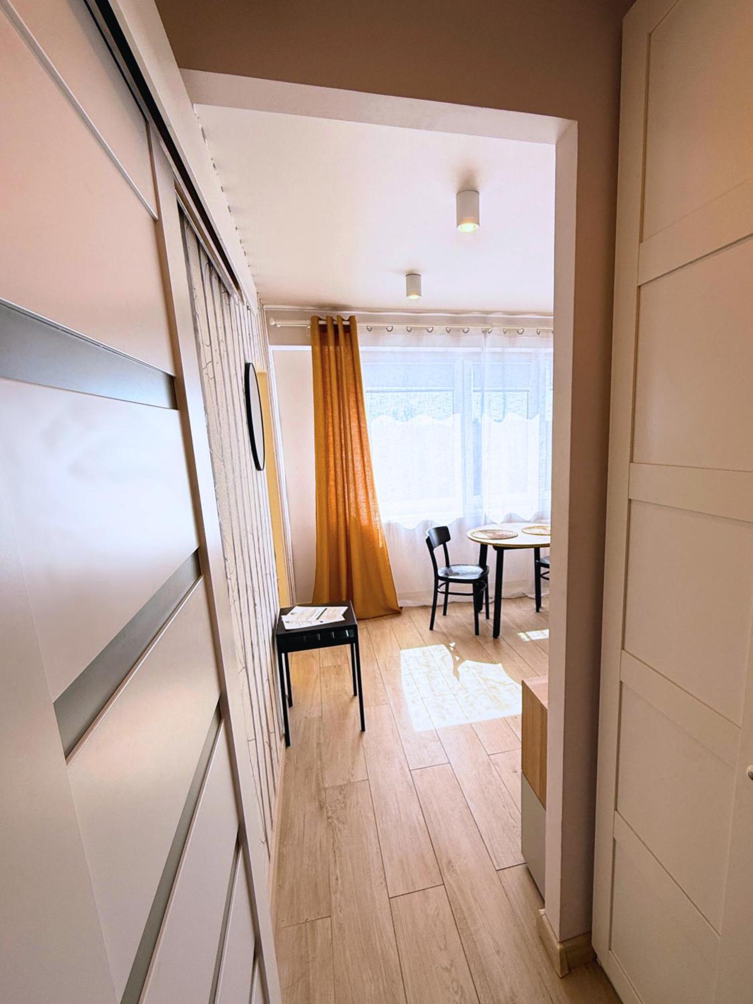 Zacisze Kopernika Z Darmowym Parkingiem Apartment Torun Exterior photo
